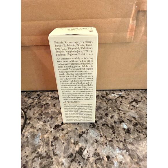 Perricone MD Vitamin C Ester Brightening & Exfoliating Polish 2oz - Picture 3 of 5